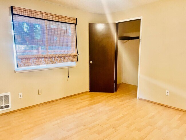 Building Photo - Charming 3BR/1BA w/ 1-car garage, long driveway, fenced yard, wood stove & shed/workshop.