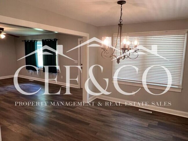 Building Photo - Beautiful 3 bedroom home available in Simpsonville