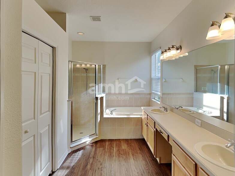 Building Photo - 11608 Jordans Landing Ct