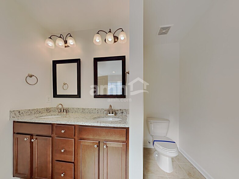 Building Photo - 138 Blackwater Way
