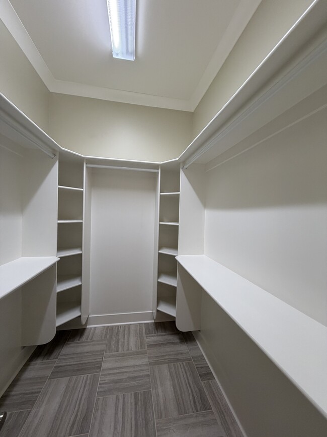 Building Photo - 117 Fern Cove