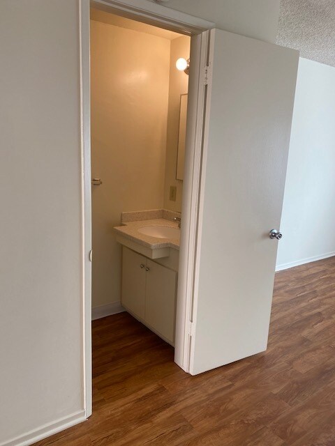 Building Photo - 21107 Victor St