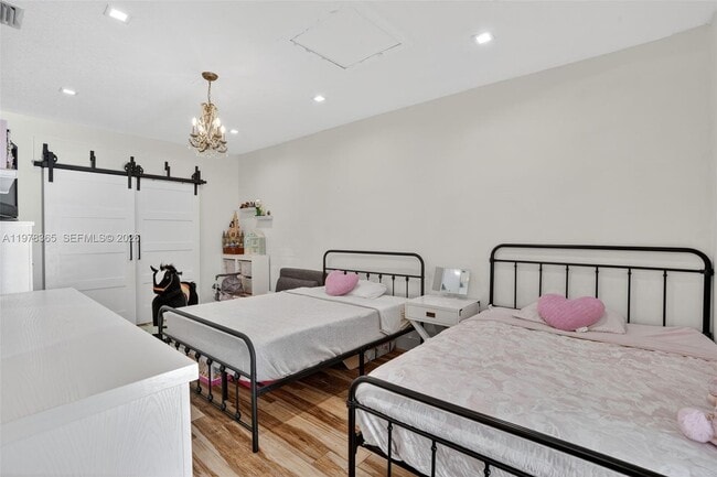 Building Photo - 7016 SW 103rd Pl