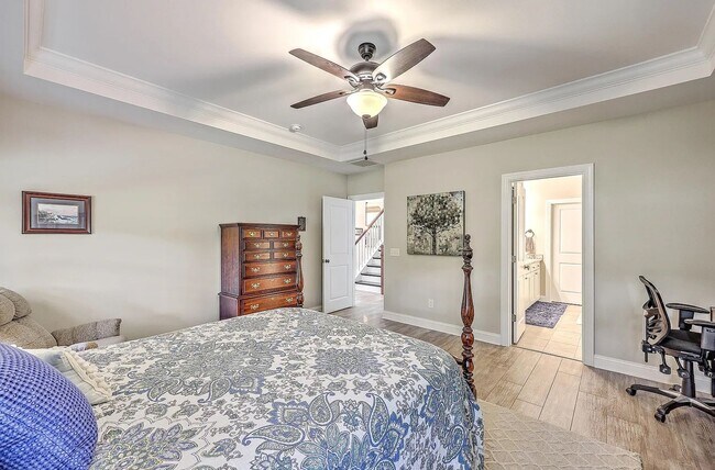 Building Photo - 4 Bedroom 3.5 Bath House in St. Johns Lake - Johns Island