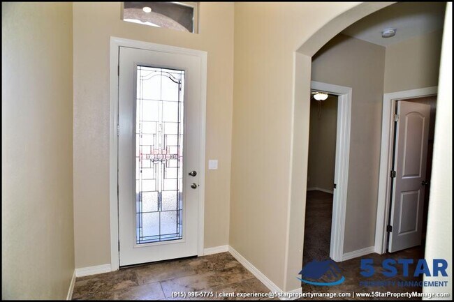 Building Photo - 3 bedroom in El Paso TX 79934