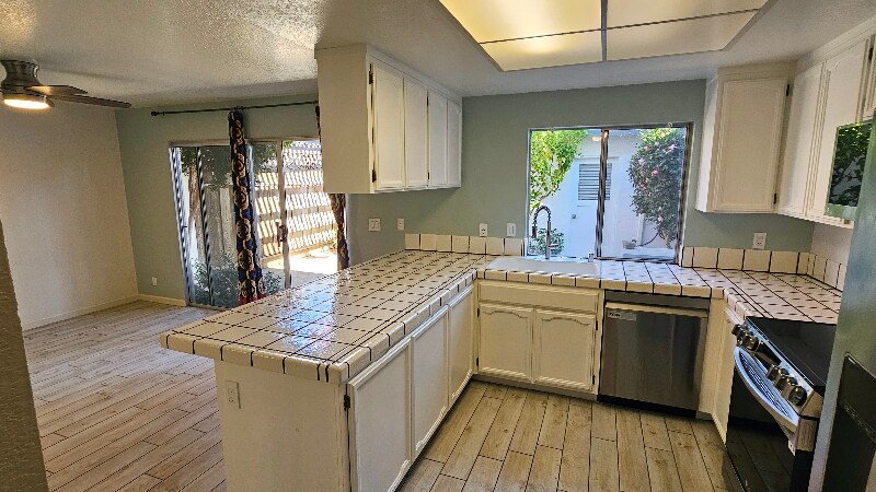 Building Photo - 675 Auburn Way