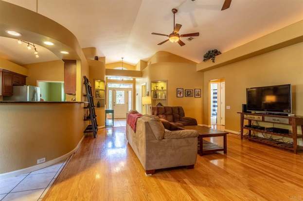 Building Photo - 9945 Rail Cir