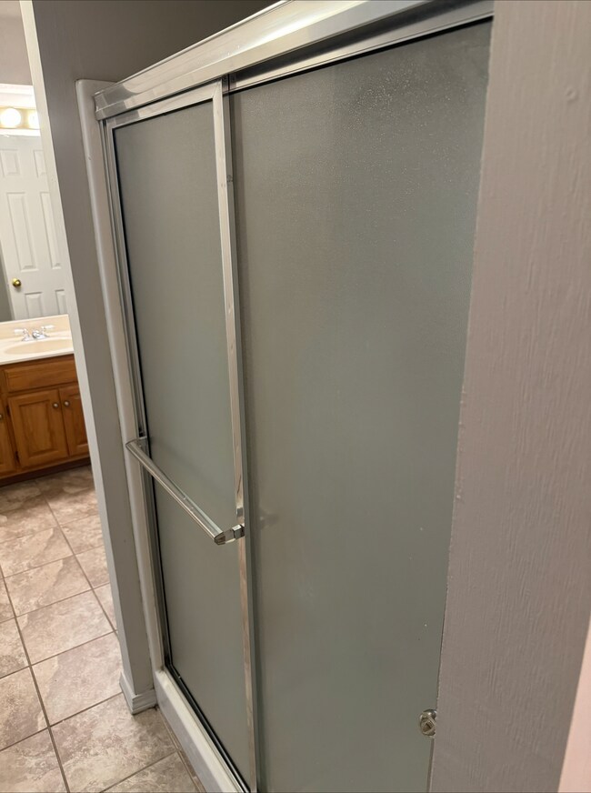 Building Photo - 11408 Brown Ave