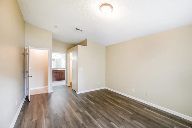 Building Photo - 10890 NW 46th Dr