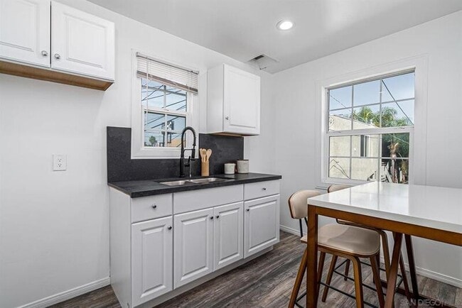 Building Photo - 4263 1/2 33rd Street