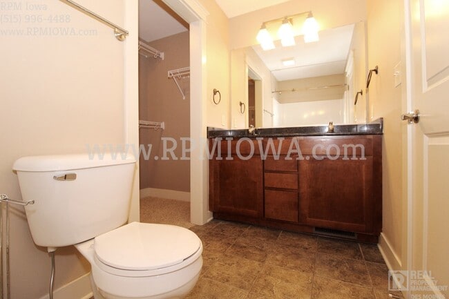 Building Photo - JOHNSTON SCHOOLS!! 3 Bed 2.5 Bath Townhome in Grimes