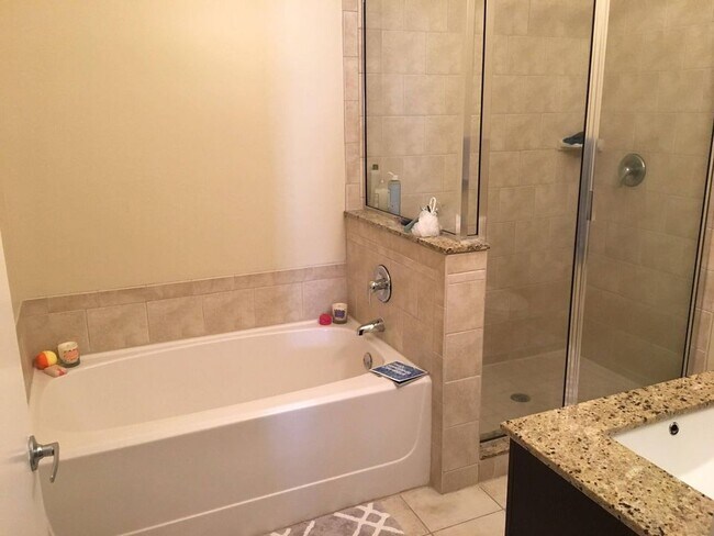 Building Photo - 870 Inman Village Pky NE