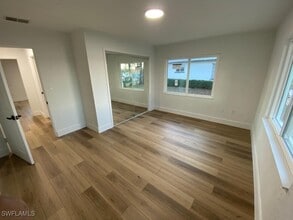 Building Photo - 1204 Lake Elbert Dr SE