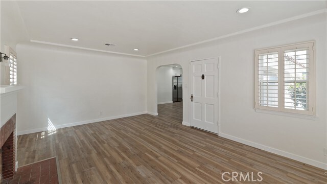 Building Photo - 9427 S 2nd Ave