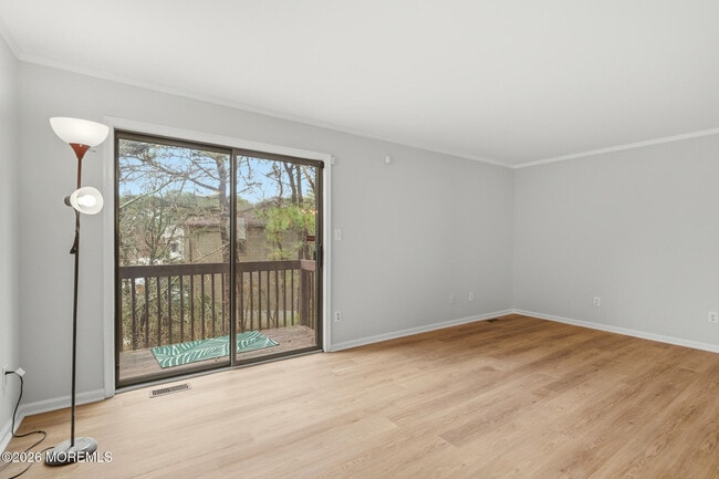 Building Photo - 1606 Alpine Trail