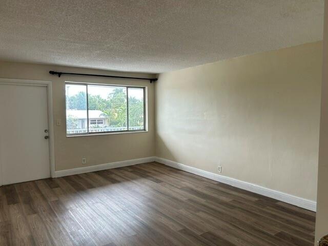 Building Photo - 2175 NE 56th St