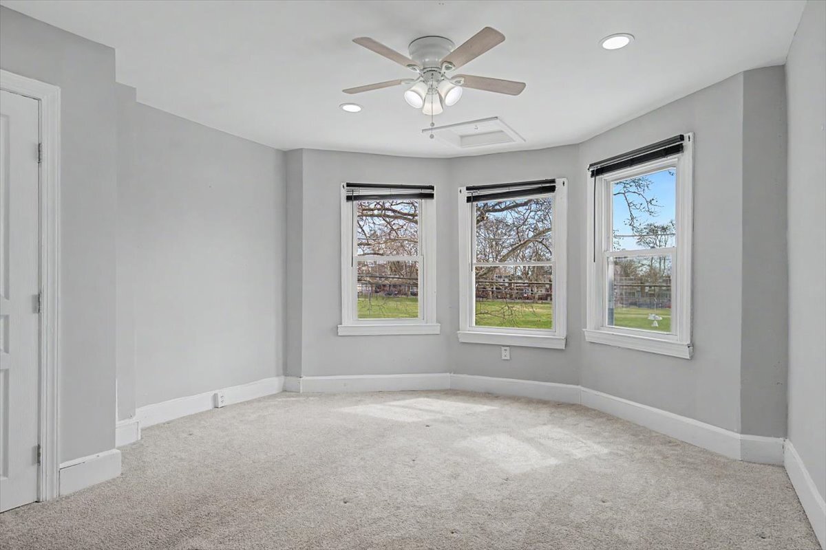 Building Photo - 203 N DuPont St