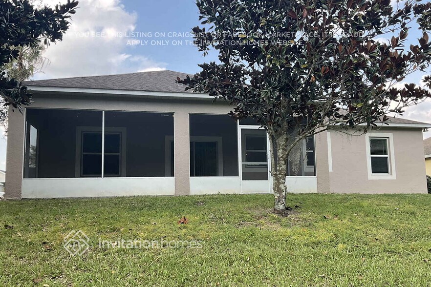 Building Photo - 7806 Sloewood Dr