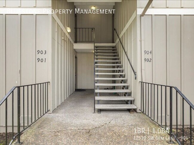 Building Photo - 12520 SW Gem Ln