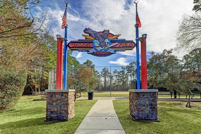 Building Photo - 17255 Mitchell Pass Ln