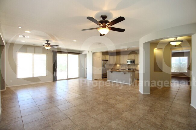 Building Photo - 13532 W Junipero Dr