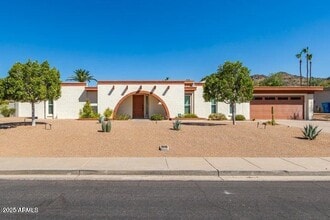 Building Photo - 3357 E Hatcher Rd