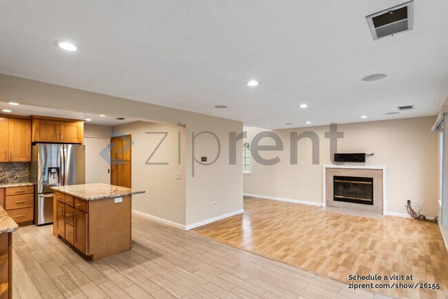 Building Photo - 6125 Linford Terrace