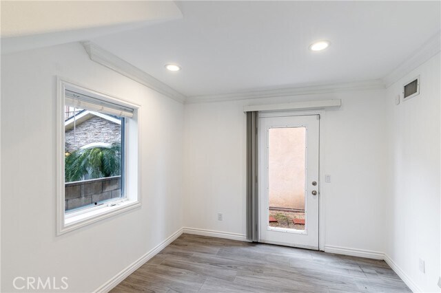 Building Photo - 1906 New York Dr