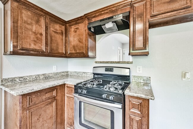 Building Photo - 7106 Pinetex Dr