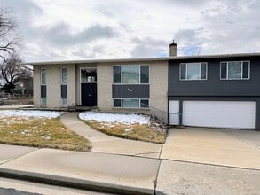 Building Photo - Beautiful remodeled home in Orem!