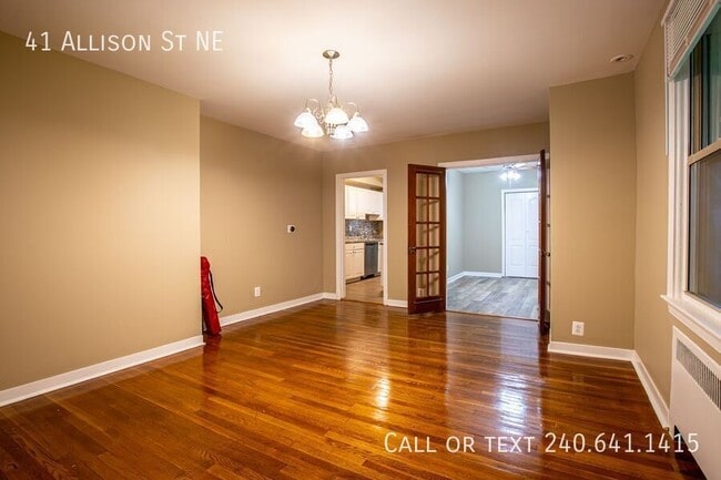 Building Photo - 41 Allison St NE