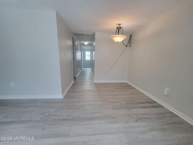 Building Photo - 38-40-40 Johnson Ln