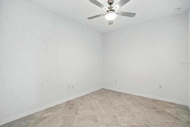Building Photo - 14281 Heritage Landing Blvd
