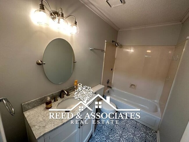 Building Photo - Renovated 3 Bedroom in Collierville!