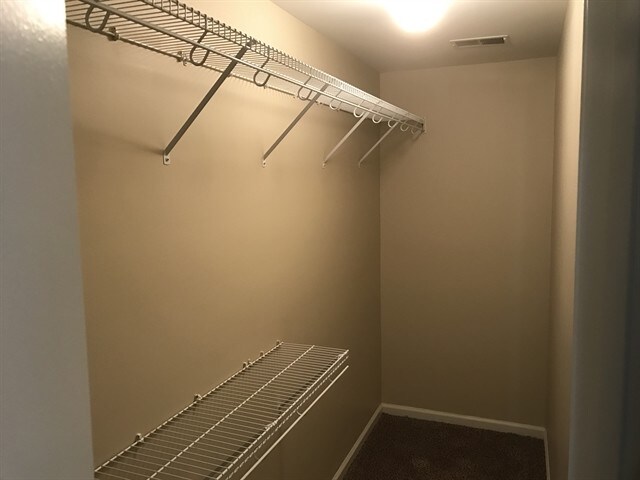 Building Photo - 2 Crystal Lake Dr