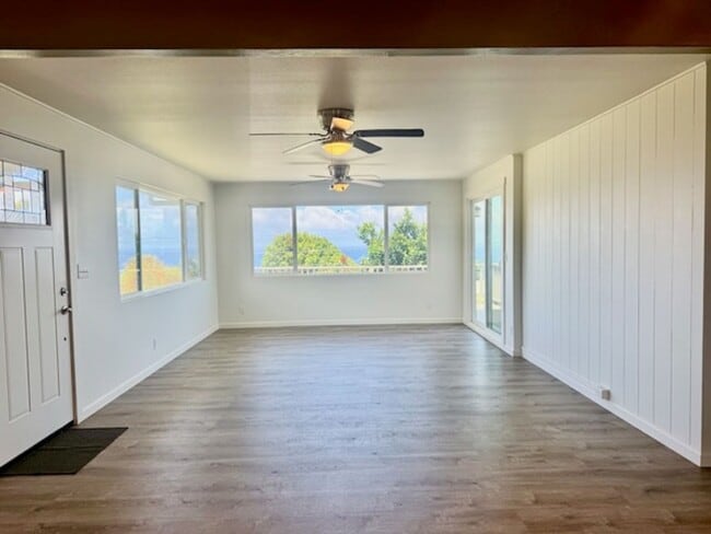 Building Photo - 36-2347 Pualaea Place