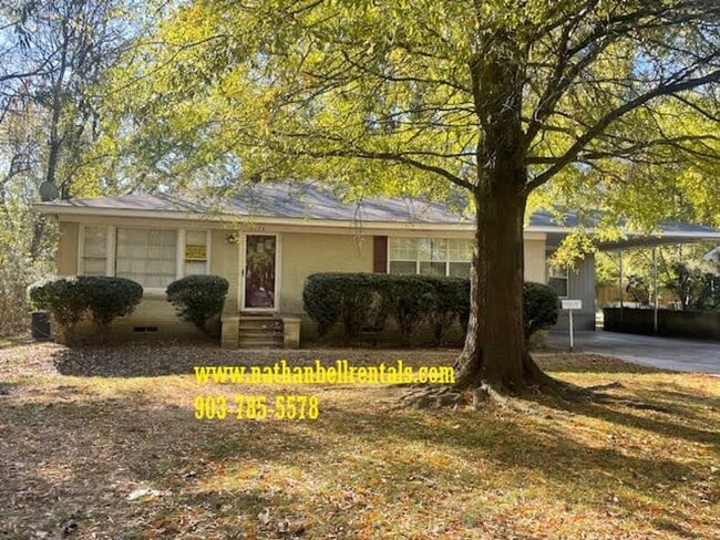 Building Photo - Single family-3 bedroom/2 bath