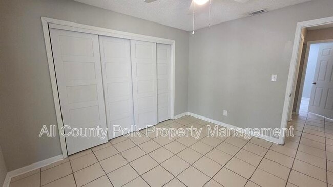 Building Photo - 4944 Malibu Ct