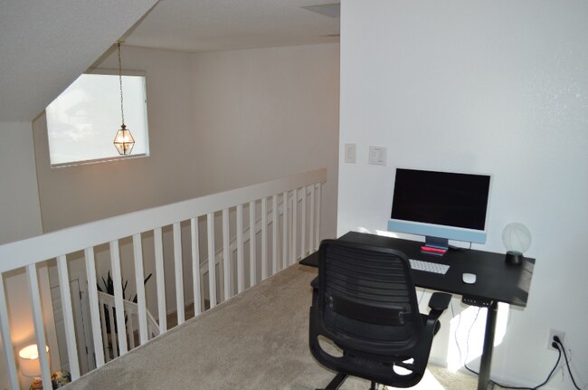 Building Photo - 11332 Benton Ct