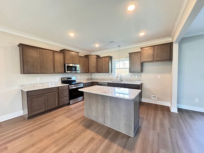 Building Photo - Maryville 37803 - Brand New 4 bedroom, 2.5 bath home - Contact Jackie Mills (865) 748-2851