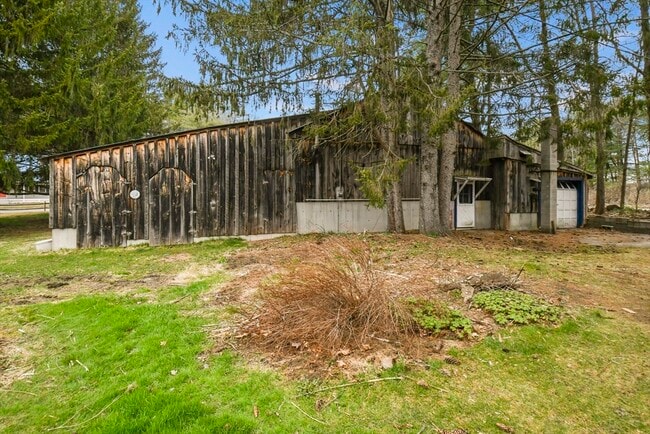 Building Photo - 138 Walker Rd