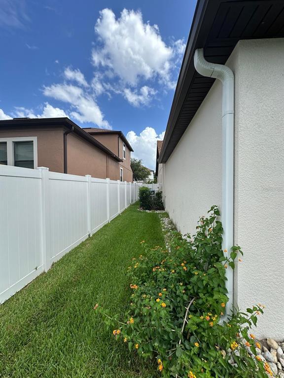 Building Photo - 7591 Purple Finch St