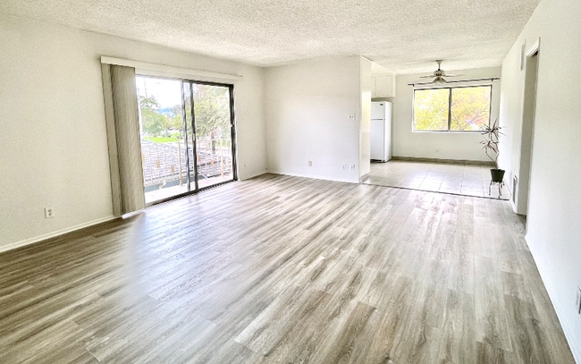 Building Photo - 9051 Cattaraugus Ave