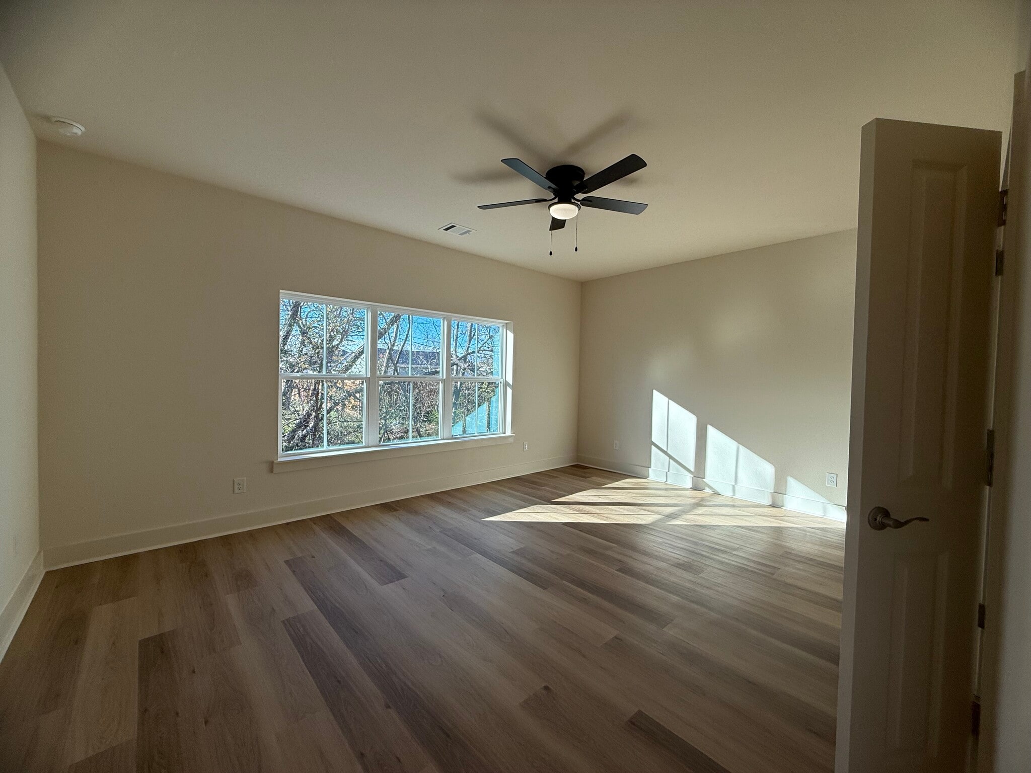 Building Photo - 106 Kirkland St