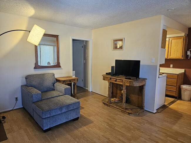 Building Photo - 25972 US-70