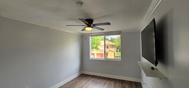 Building Photo - 400 Scotia Dr