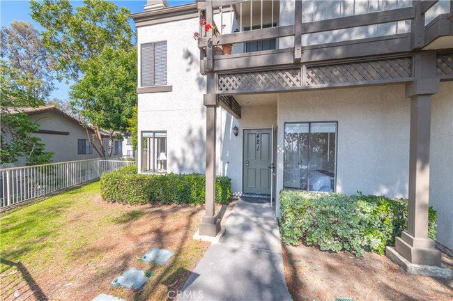 Building Photo - 22757 Lakeway Dr