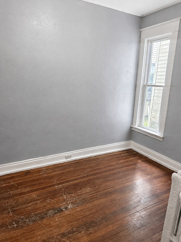 Building Photo - 86 Woodlawn Ave