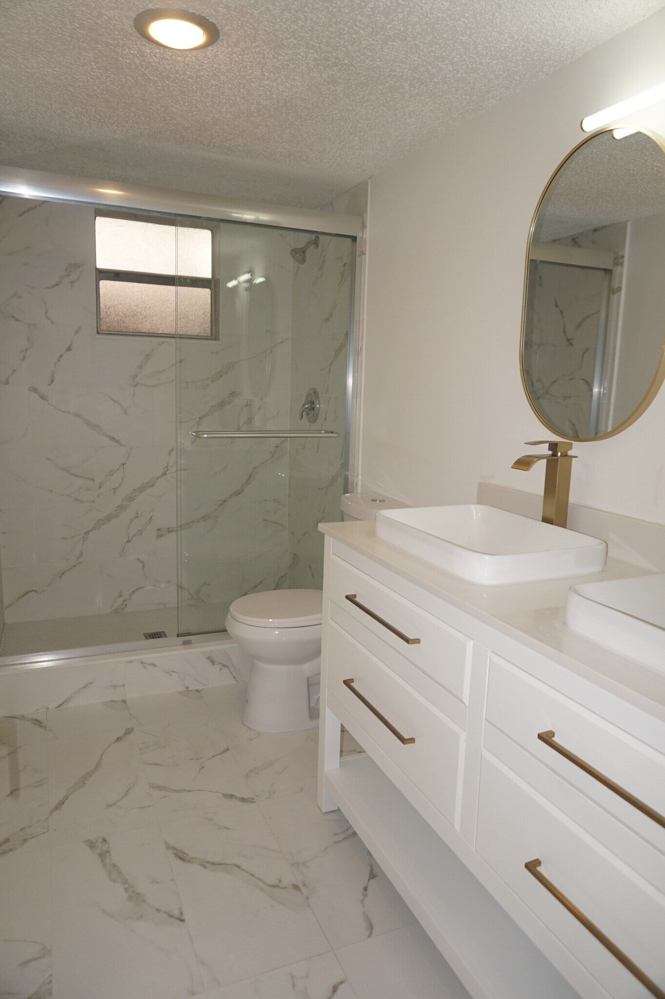 Primary Bathroom - 408 NW 68th Ave