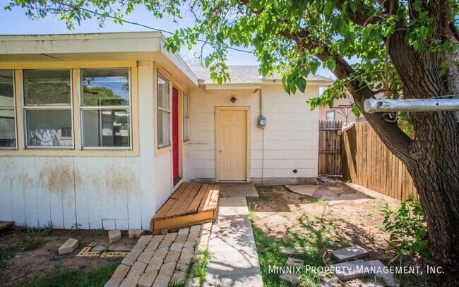 Building Photo - 1320 60th St